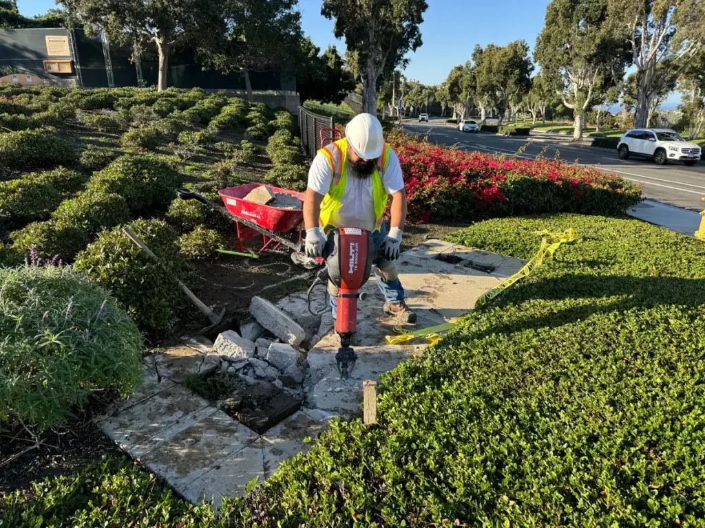 Existing monument pad at the San Clemente park entrance